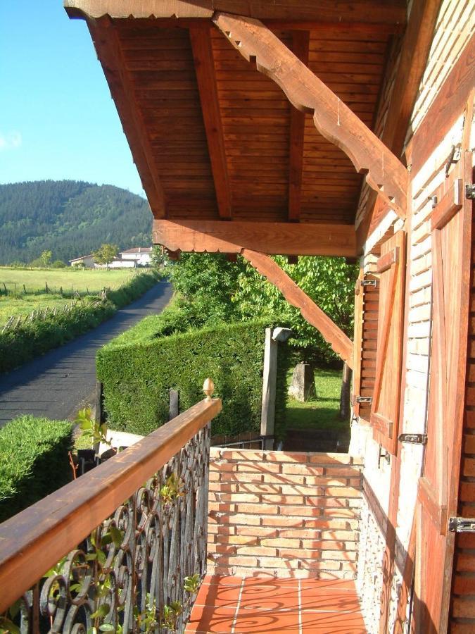 Albergue Eskerika Exclusivo Peregrinos Эскерика Экстерьер фото